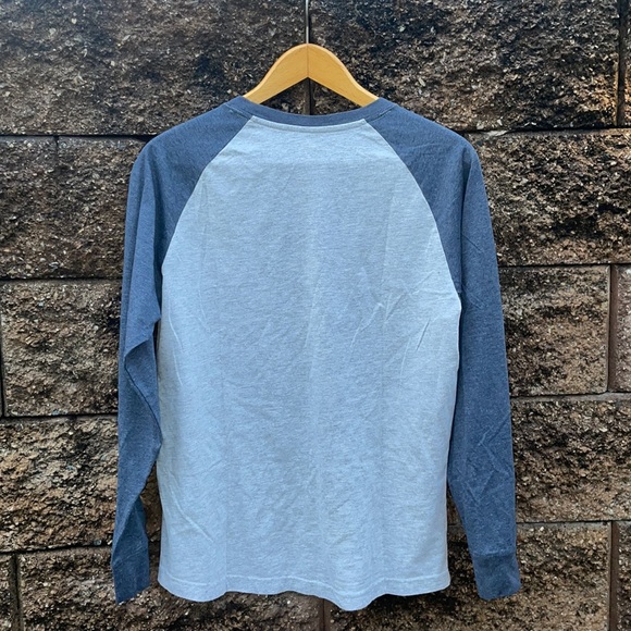 Notre Dame Long-Sleeve Tee- Size Large - Picture 4 of 4